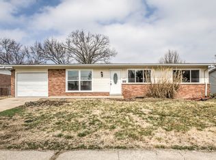 2945 Parker Rd, Florissant, MO 63033