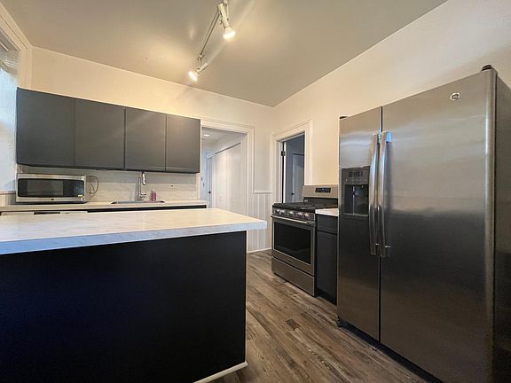 5th image of 1505 N Leavitt St Unit 1