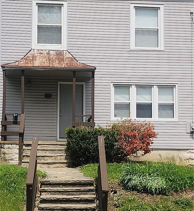 1st image of 499 Gage St
