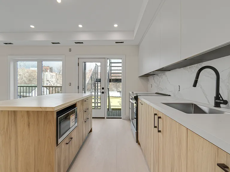 625 Harvie Ave #1 — Photo 15