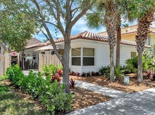 9 Ocean Breeze APT 1, Lake Worth, FL 33460