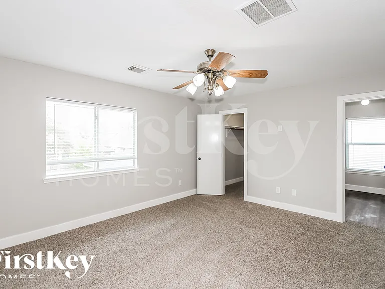 256 Rolling Brook Dr — Photo 9