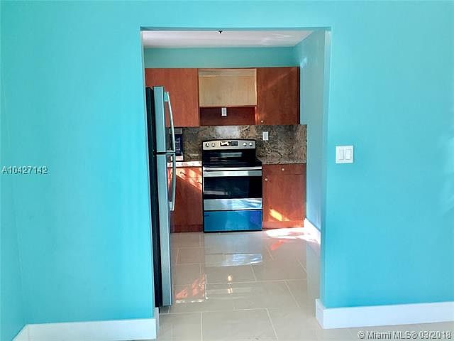 2nd image of 1475 NW 27th St