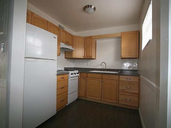 3rd image of 512 E Mariposa St APT 65