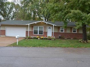 1746 Partridge Dr, Imperial, MO 63052