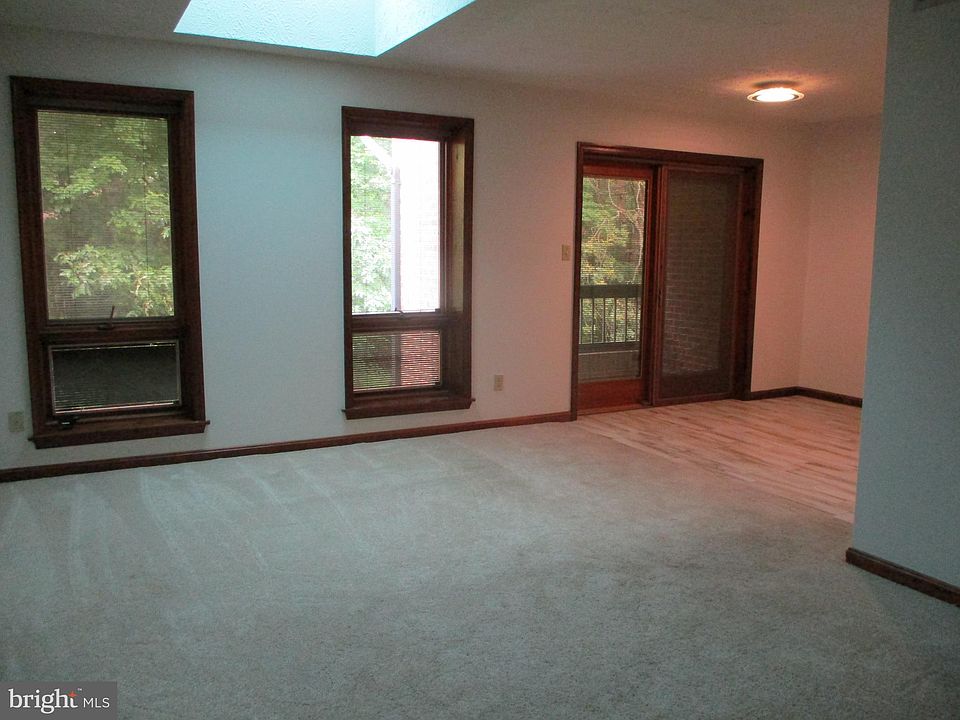 1st image of 44691 White Oak Ct #511
