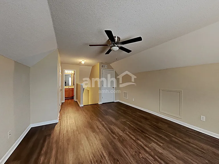 211 Mystic Holw — Photo 18