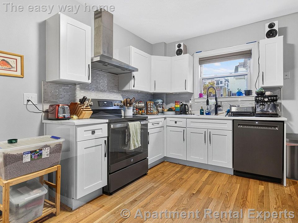 1st image of 42-44 William St