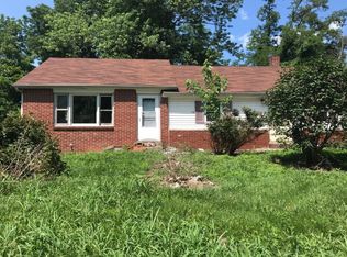 410 Railroad St, Bloomfield, IN 47424