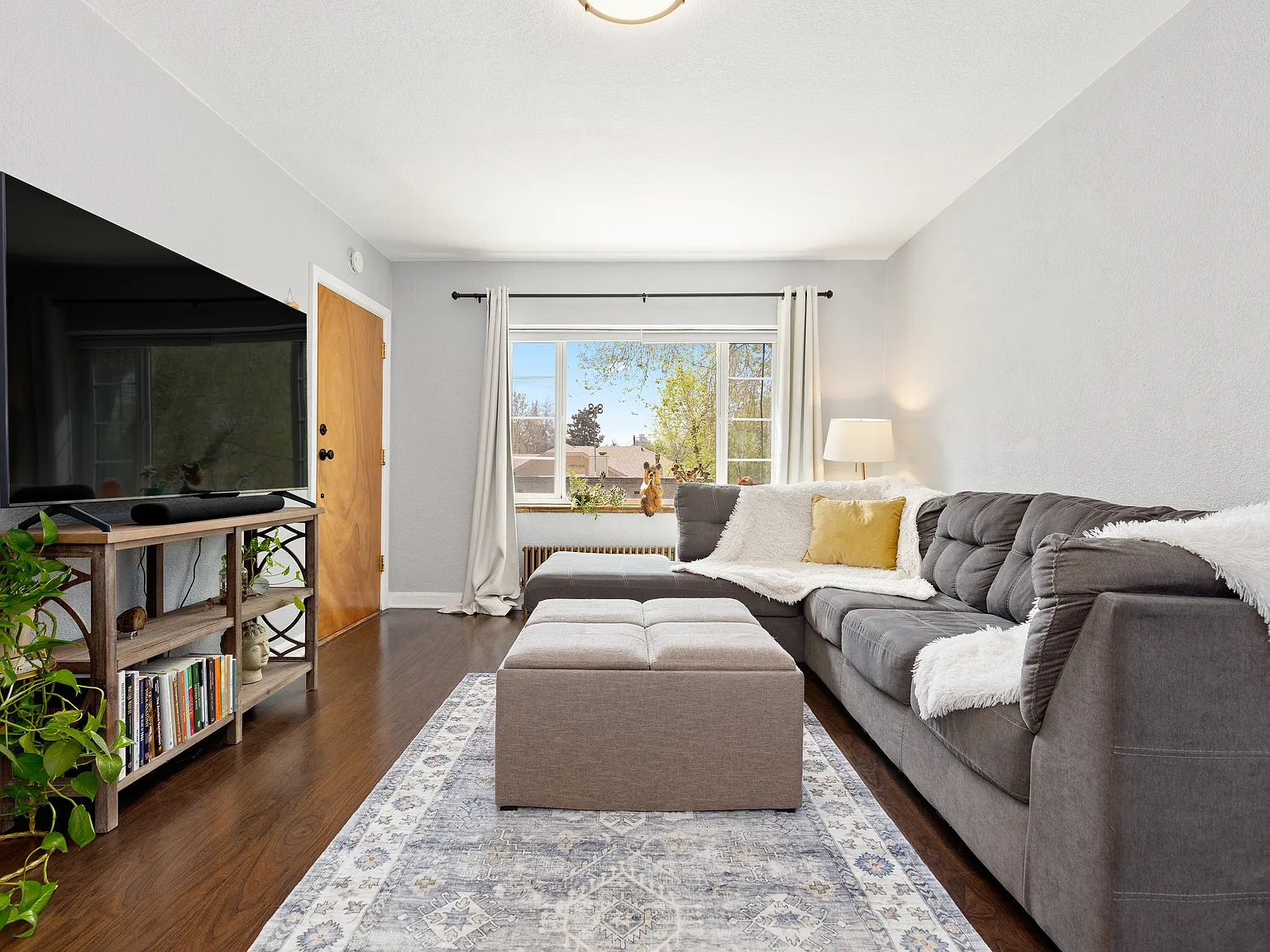 1 bed, 656 sqft, $1,395 — Photo 3
