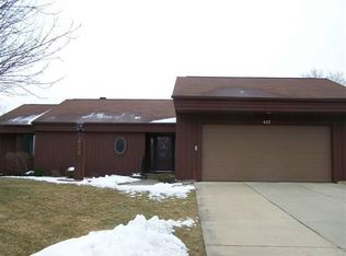 622 Applegate Ln, Grand Blanc, MI 48439