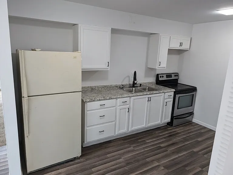 96 Cromwell Pl #6 — Photo 11