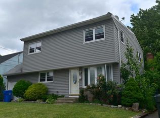 172 Brown Ave, Iselin, NJ 08830