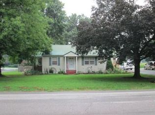 400 E Nashville St, Pembroke, KY 42266