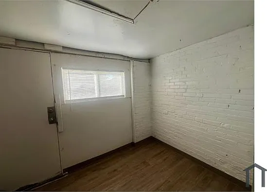 1590 S Syracuse St — Photo 18