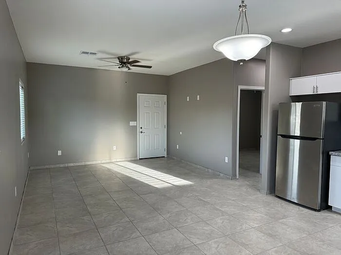 2581 E Pinal Vis #1 — Photo 6