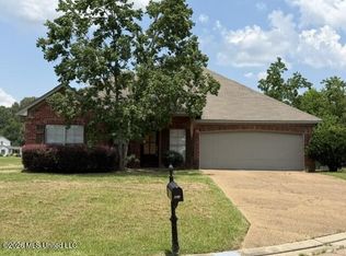 401 Ivy Ct, Pearl, MS 39208