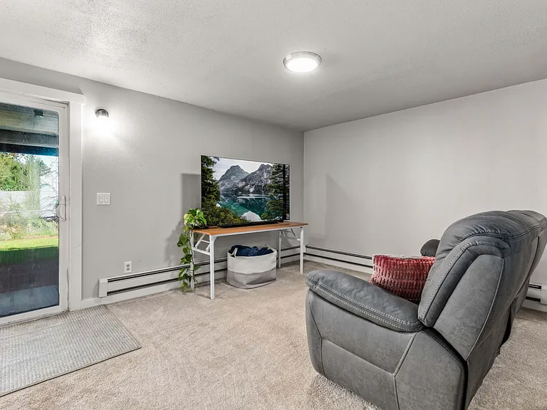 240 E Vista Dr #240 — Photo 4