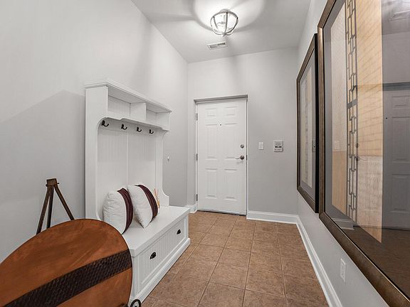 5th image of 13304 E Lake Shore Dr #101