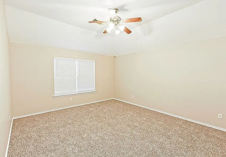 4009 Hidden Meadow Ct — Photo 26