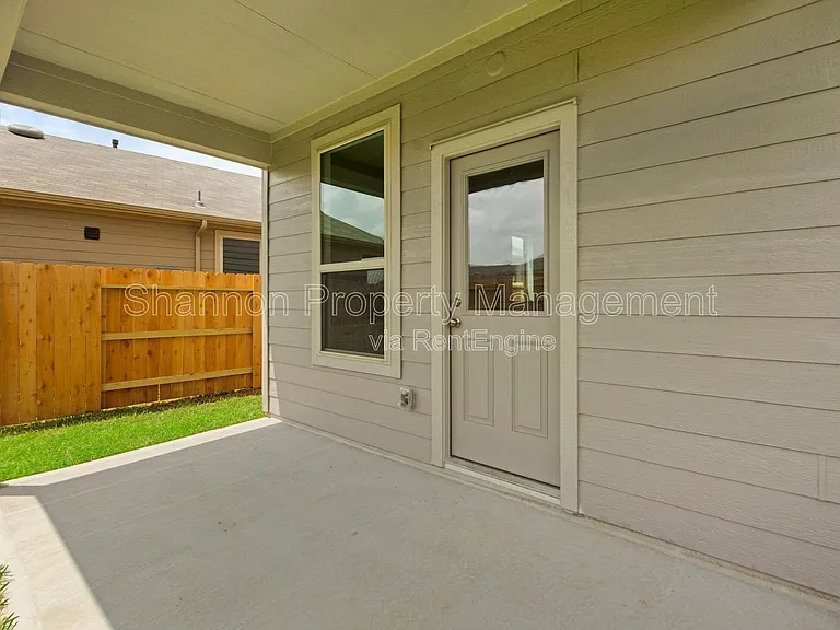 15226 Canyon Rapids Rd — Photo 23