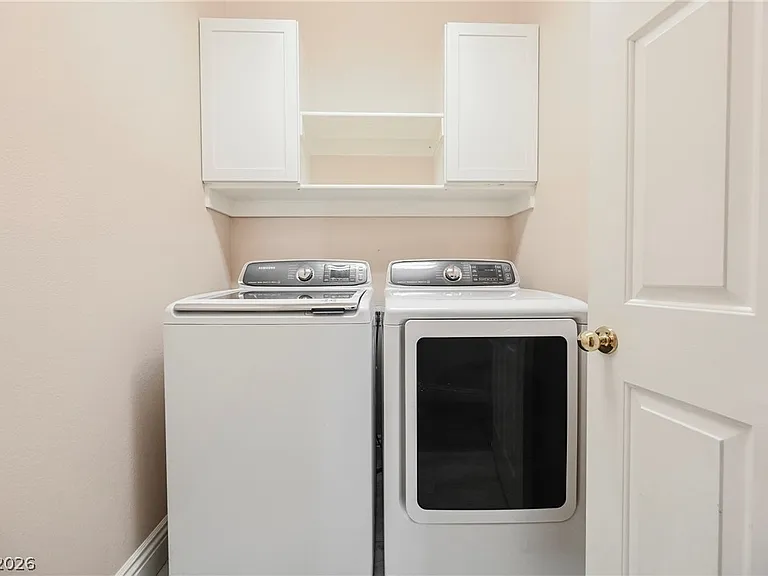 2343 Brockton Way — Photo 35