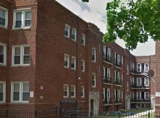 6105 S Eberhart Ave, Chicago, IL 60637
