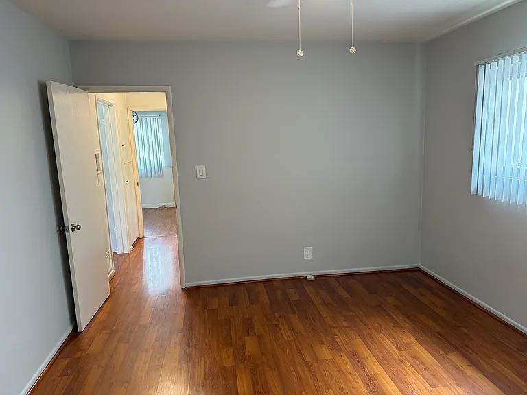 14606 Magnolia Blvd #1 — Photo 13