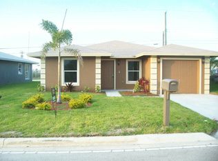 1224 W 37th Ct, West Palm Beach, FL 33404