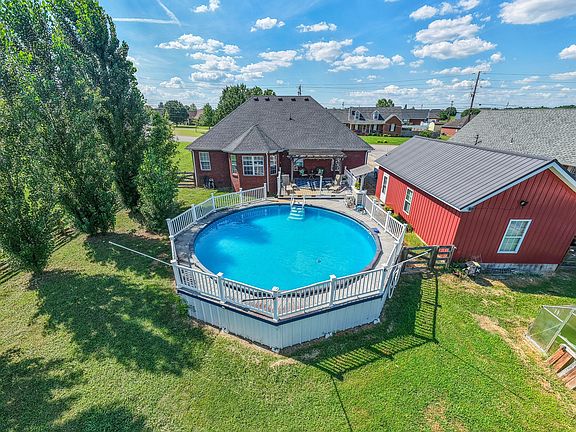 4th image of 1304 Auldridge Dr