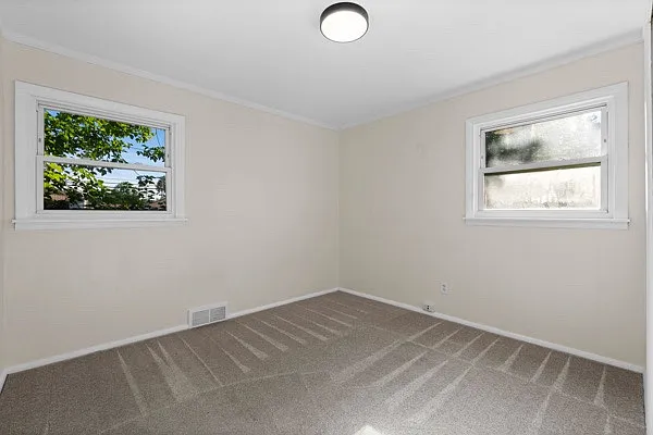 28232 Edward St — Photo 9