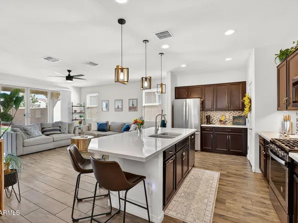9440 W WILLOW BEND Lane, Phoenix, AZ 85037