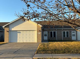 3870 Ballard Ct, Lincoln, NE 68504