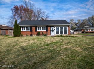 2100 Peabody Ln, Louisville, KY 40218