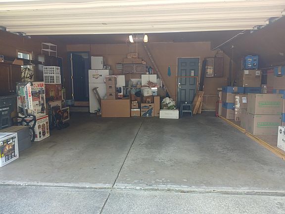 3rd image of 4205 Sampson St