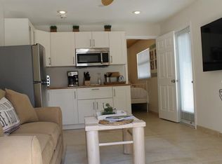 3010 Avenue B, Holmes Beach, FL 34217