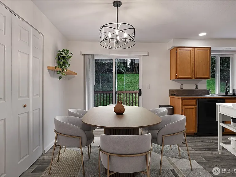 22445 Sunridge Way NE — Photo 5