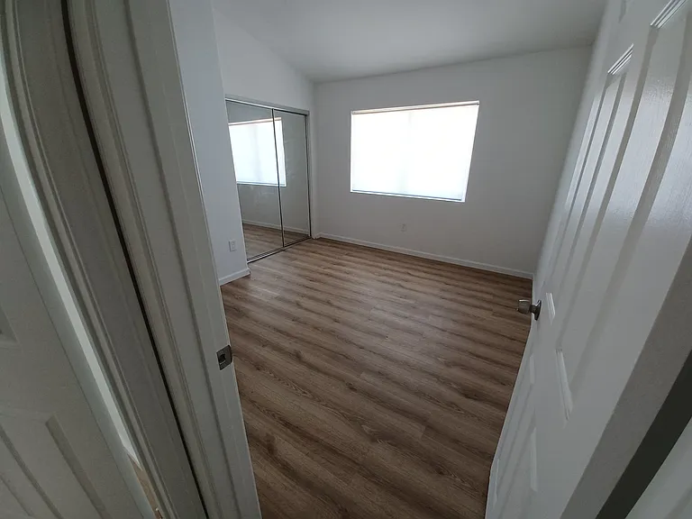 583 Hildale Cir — Photo 6