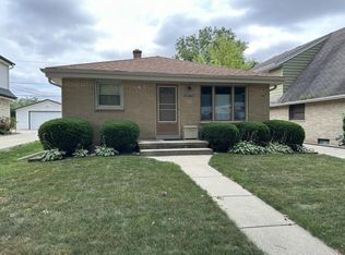 1324 S 87th St, West Allis, WI 53214