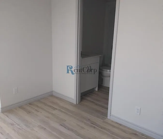 269 Sunview St #707 — Photo 8