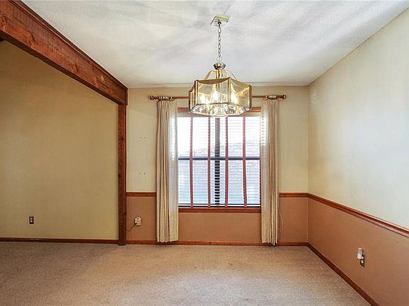 5th image of 1513 Covey Ln