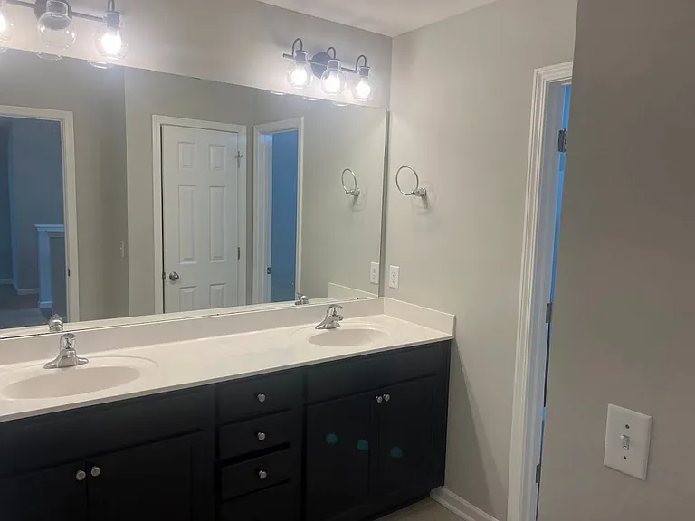 8156 Ronda Dr — Photo 13