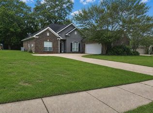 10265 Southland Way, Semmes, AL 36575