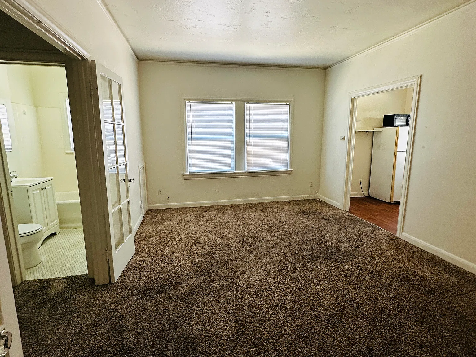Studio, 500 sqft, $1,895 — Photo 3