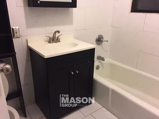 Rented by Mason Group LLC | media 25