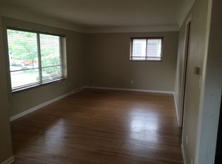 1420 Rosedale Pl, Sylvan Lake, MI 48320