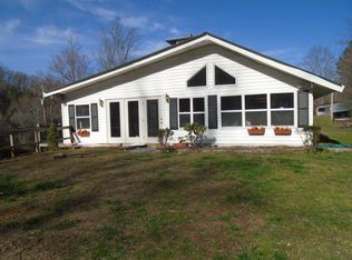 715 Levi Mathis Rd, Whittier, NC 28789