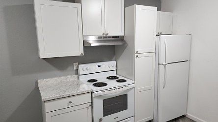 4th image of 400 N Westridge Dr #10