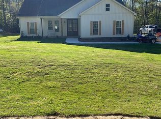 180 Meadow Brook Ln, Talladega, AL 35160