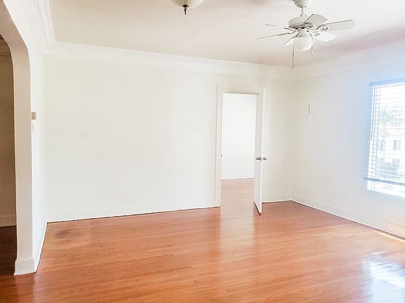5th image of 224 S Catalina St #224